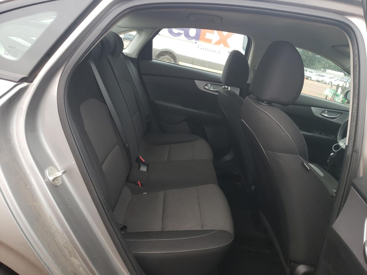 3KPF24AD4NE427001 2022 Kia Forte Fe