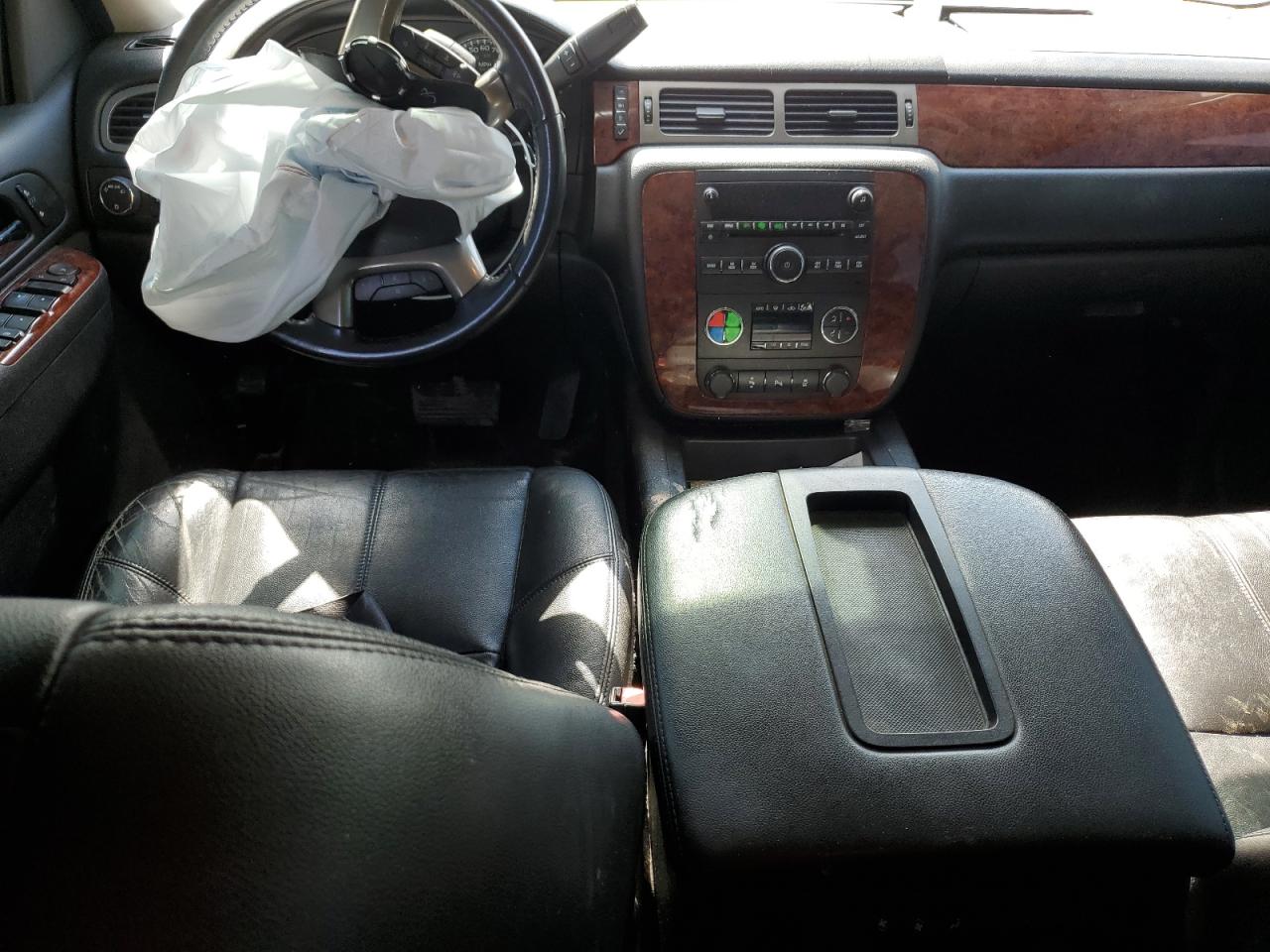 1GNSCBE03DR191412 2013 Chevrolet Tahoe C1500 Lt