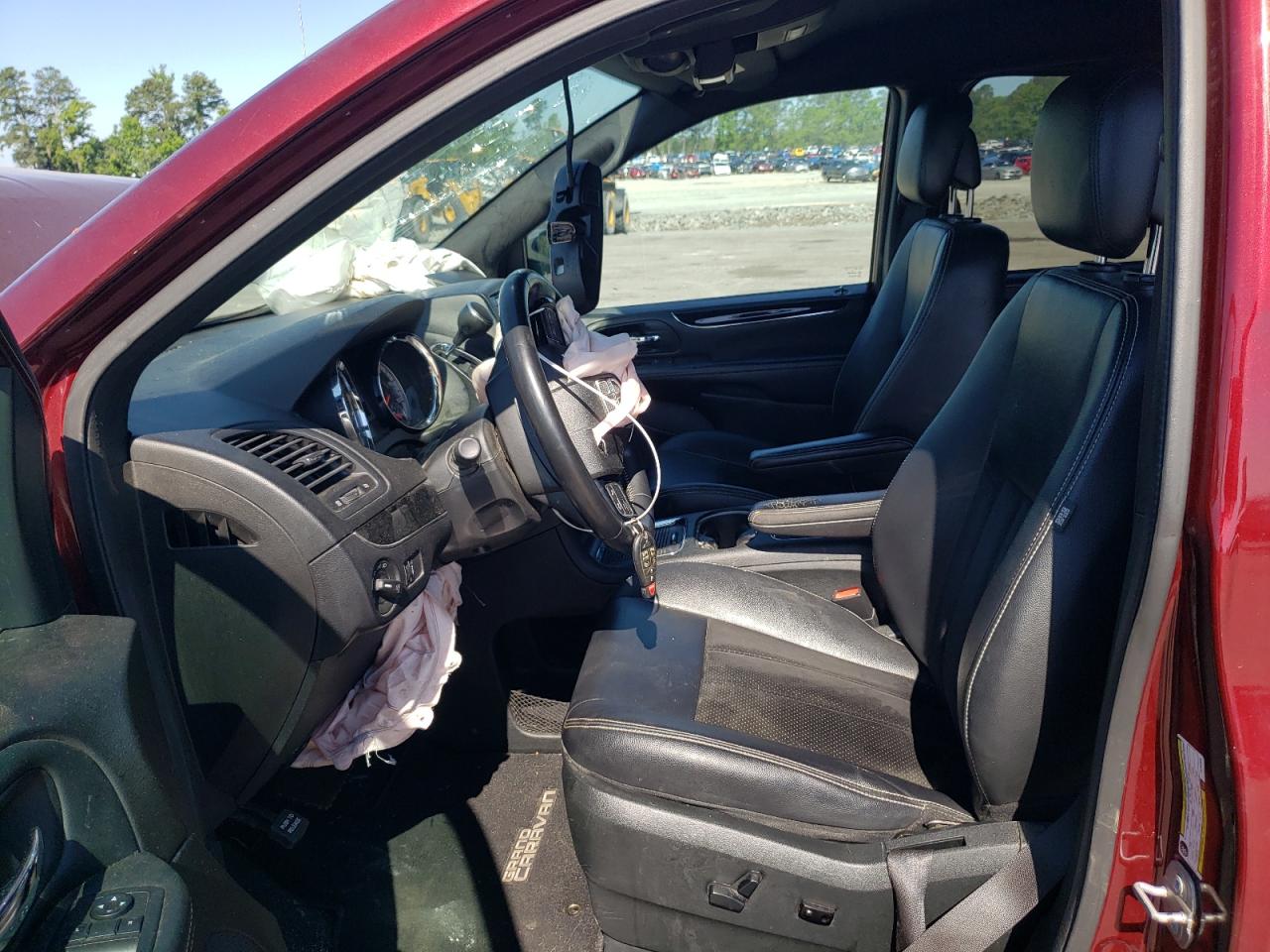 2C4RDGCG7JR155908 2018 Dodge Grand Caravan Sxt