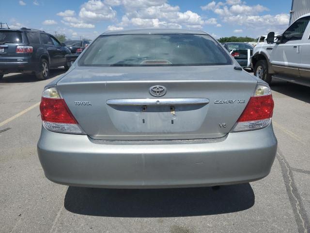 2005 Toyota Camry Le VIN: 4T1BF30K55U618257 Lot: 55570904