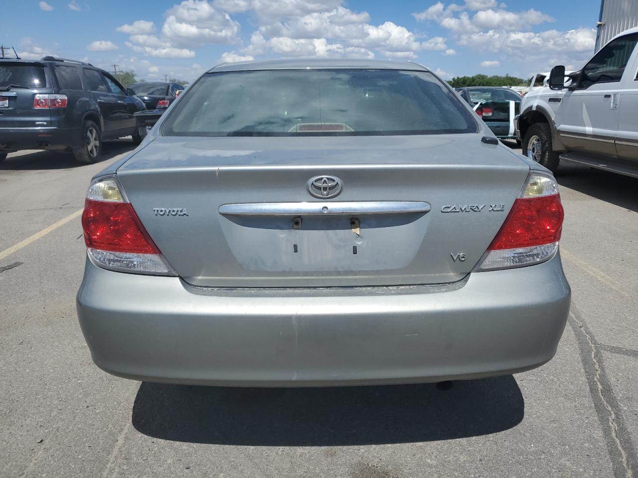 4T1BF30K55U618257 2005 Toyota Camry Le