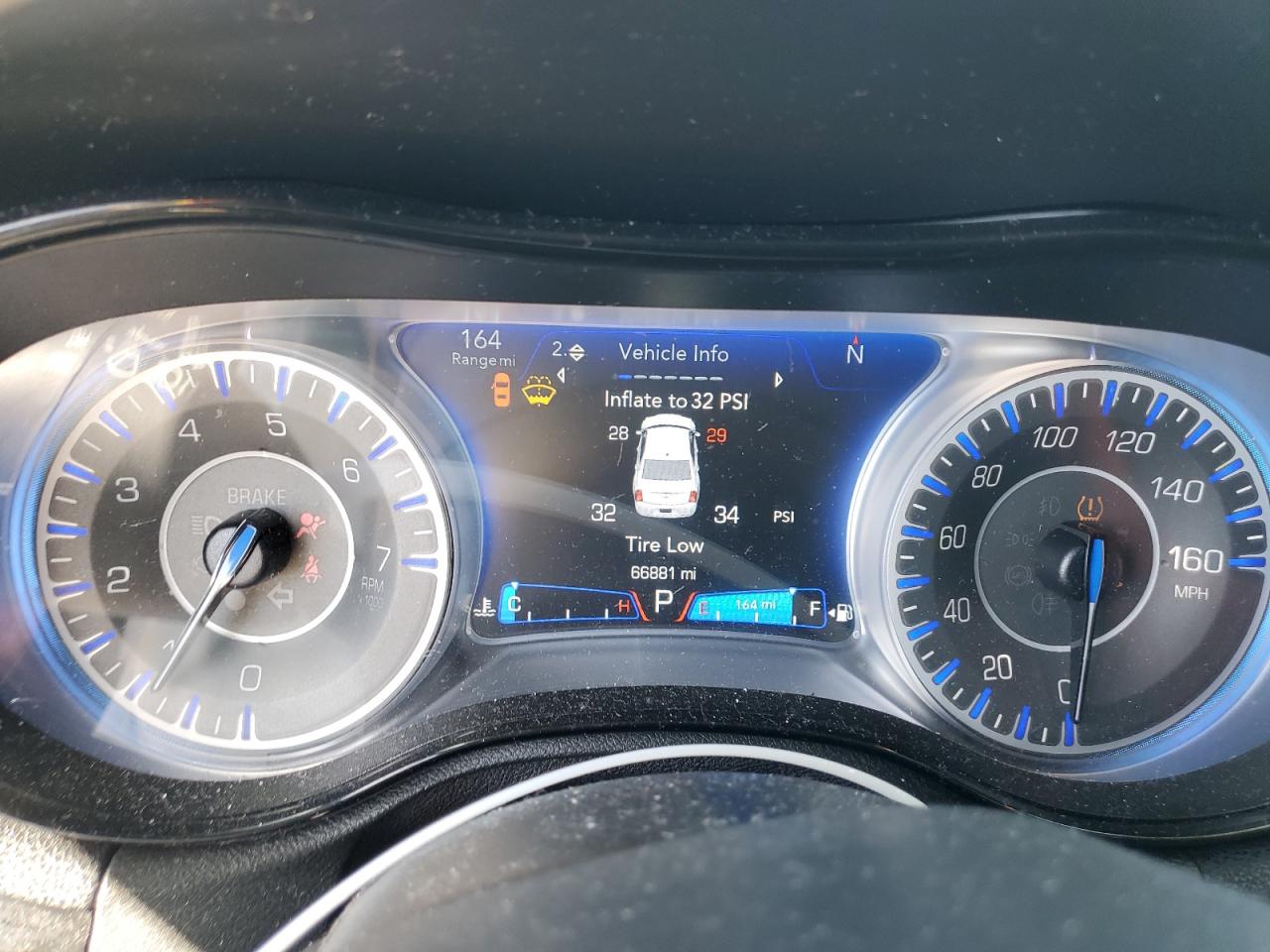 2C3CCABG5JH299944 2018 Chrysler 300 S