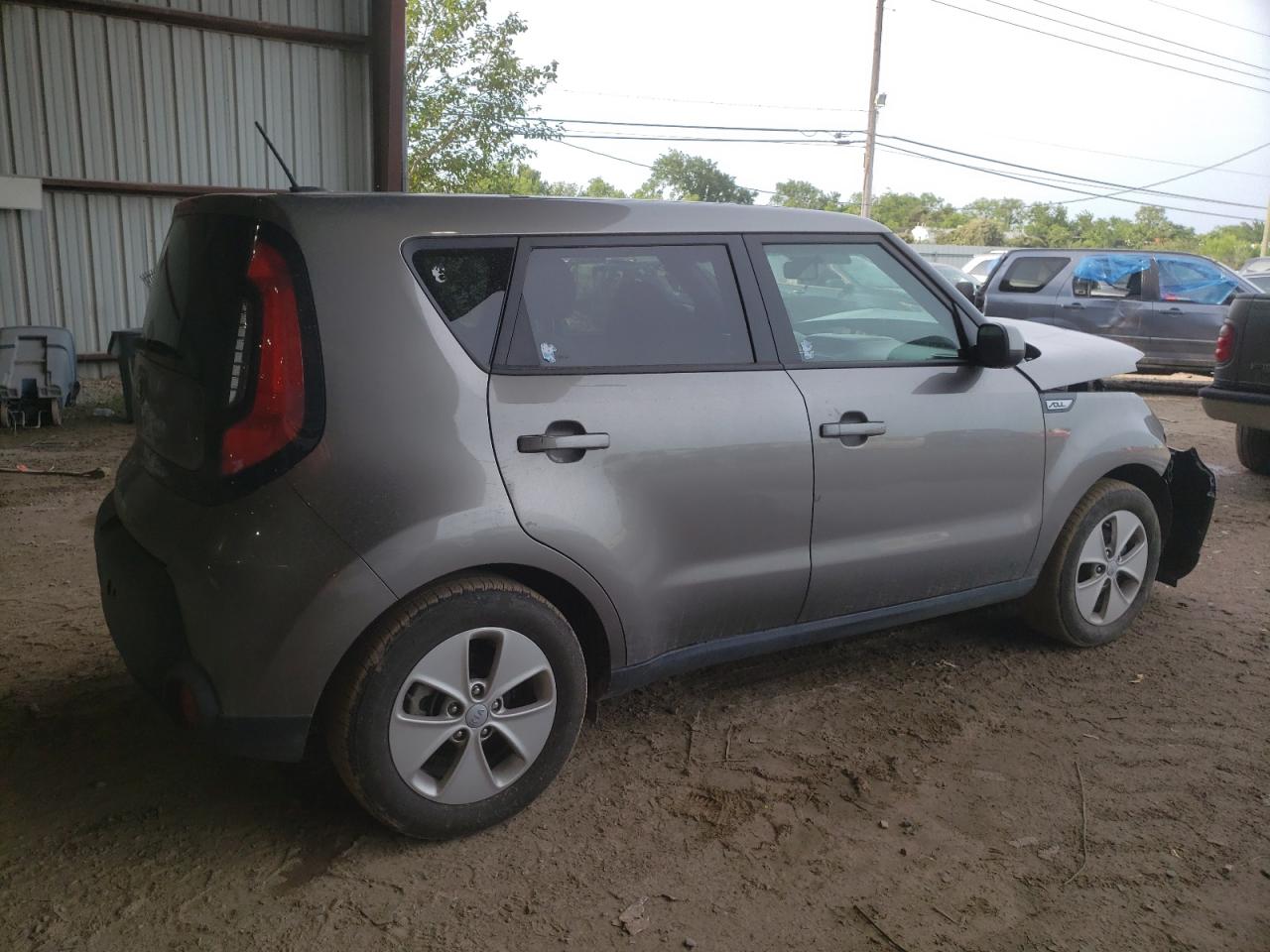 KNDJN2A27G7379565 2016 Kia Soul