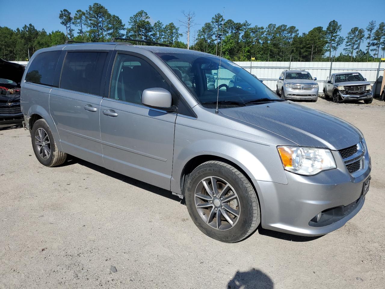 2C4RDGCG9HR690569 2017 Dodge Grand Caravan Sxt