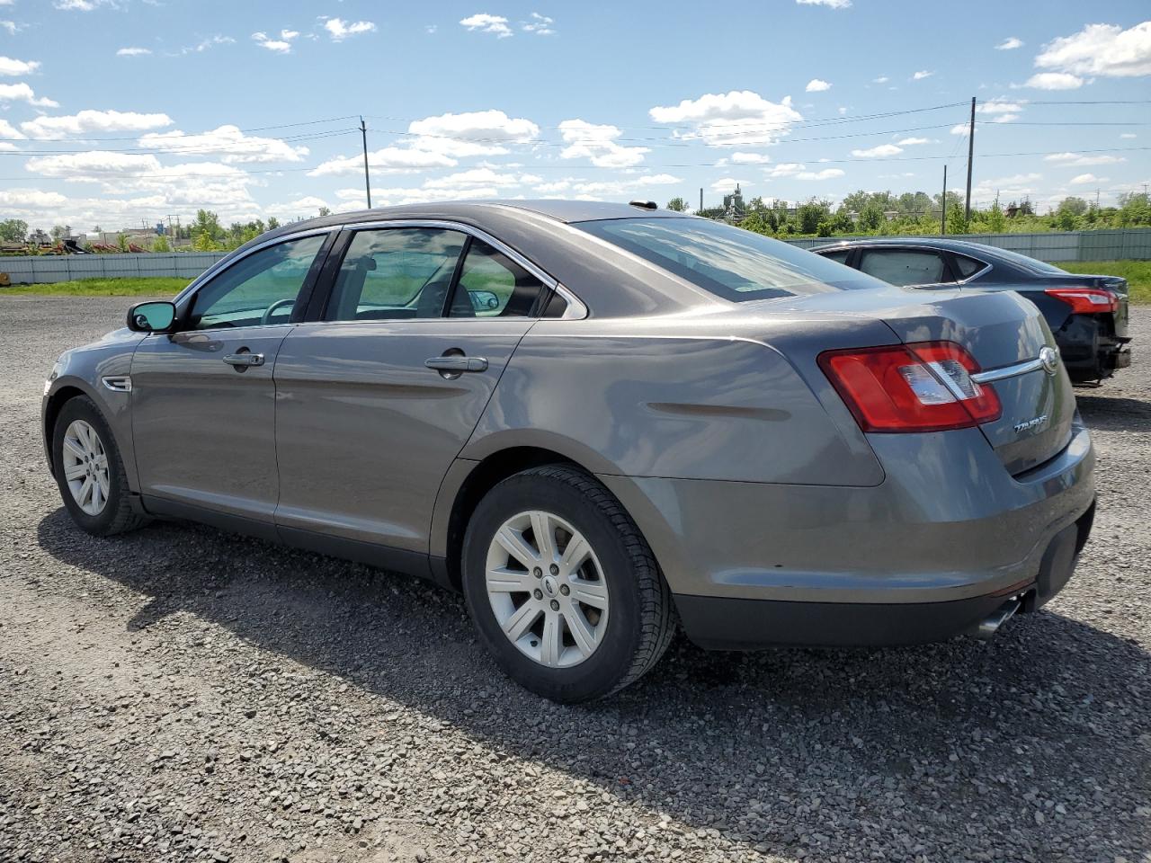 1FAHP2DW5BG151926 2011 Ford Taurus Se