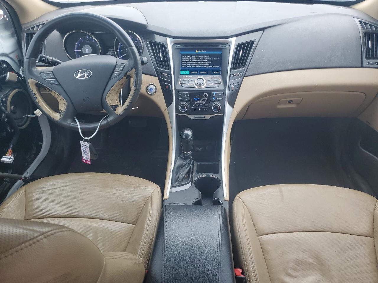 5NPEC4AC8DH556501 2013 Hyundai Sonata Se