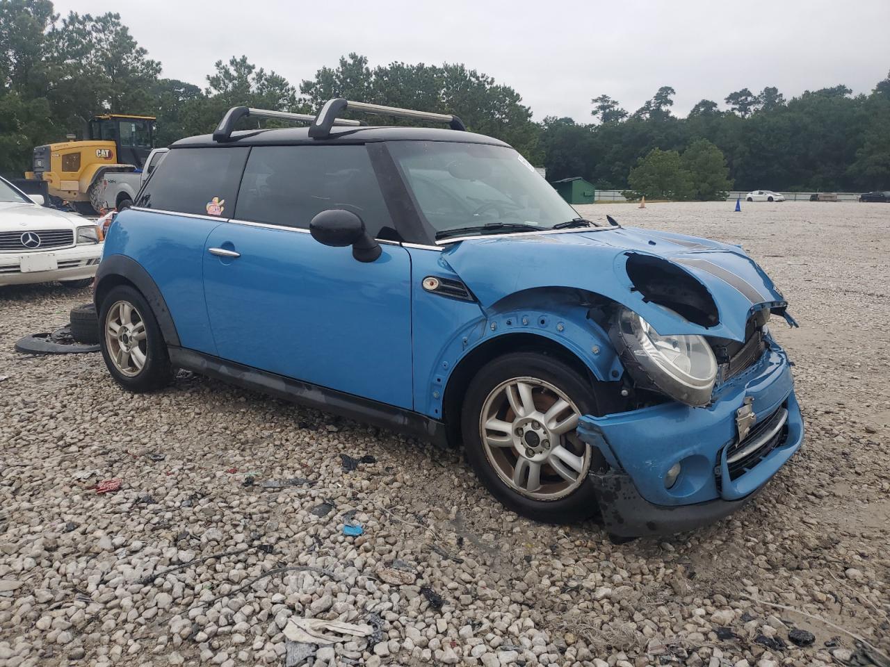 2013 Mini Cooper vin: WMWSU3C5XDT683073