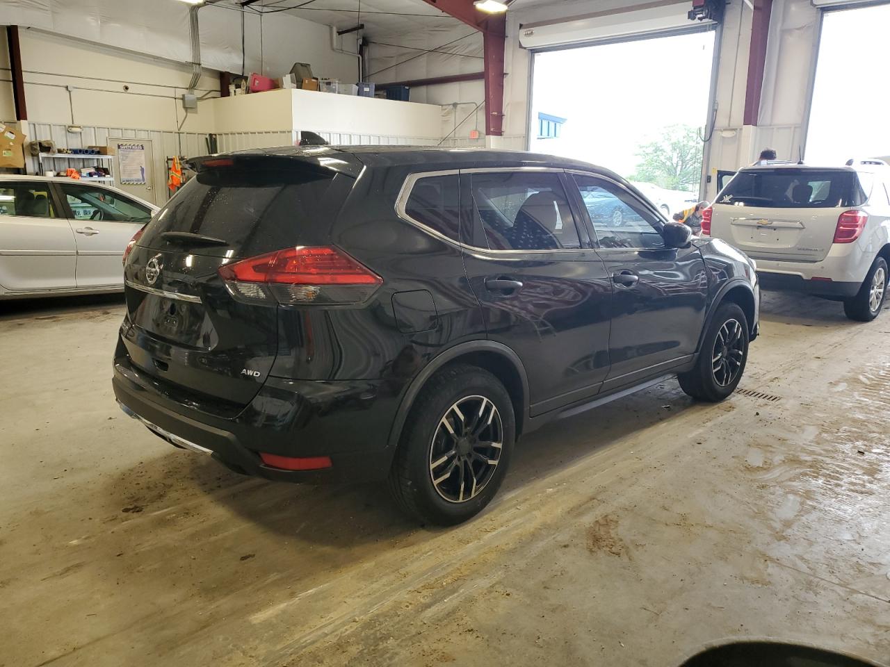 JN8AT2MV0HW259825 2017 Nissan Rogue S