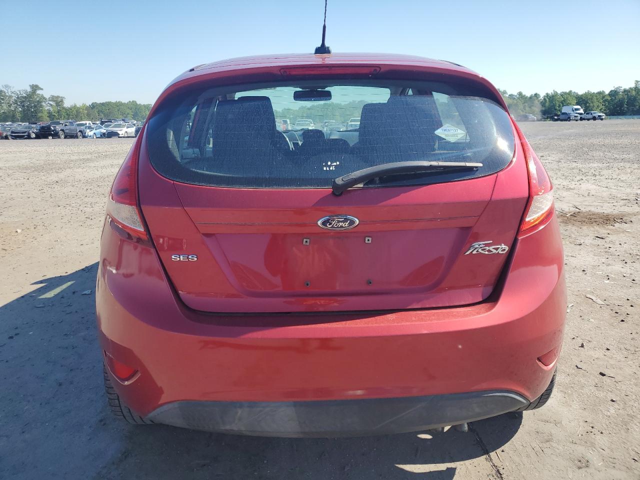 3FADP4FJ3BM140585 2011 Ford Fiesta Ses