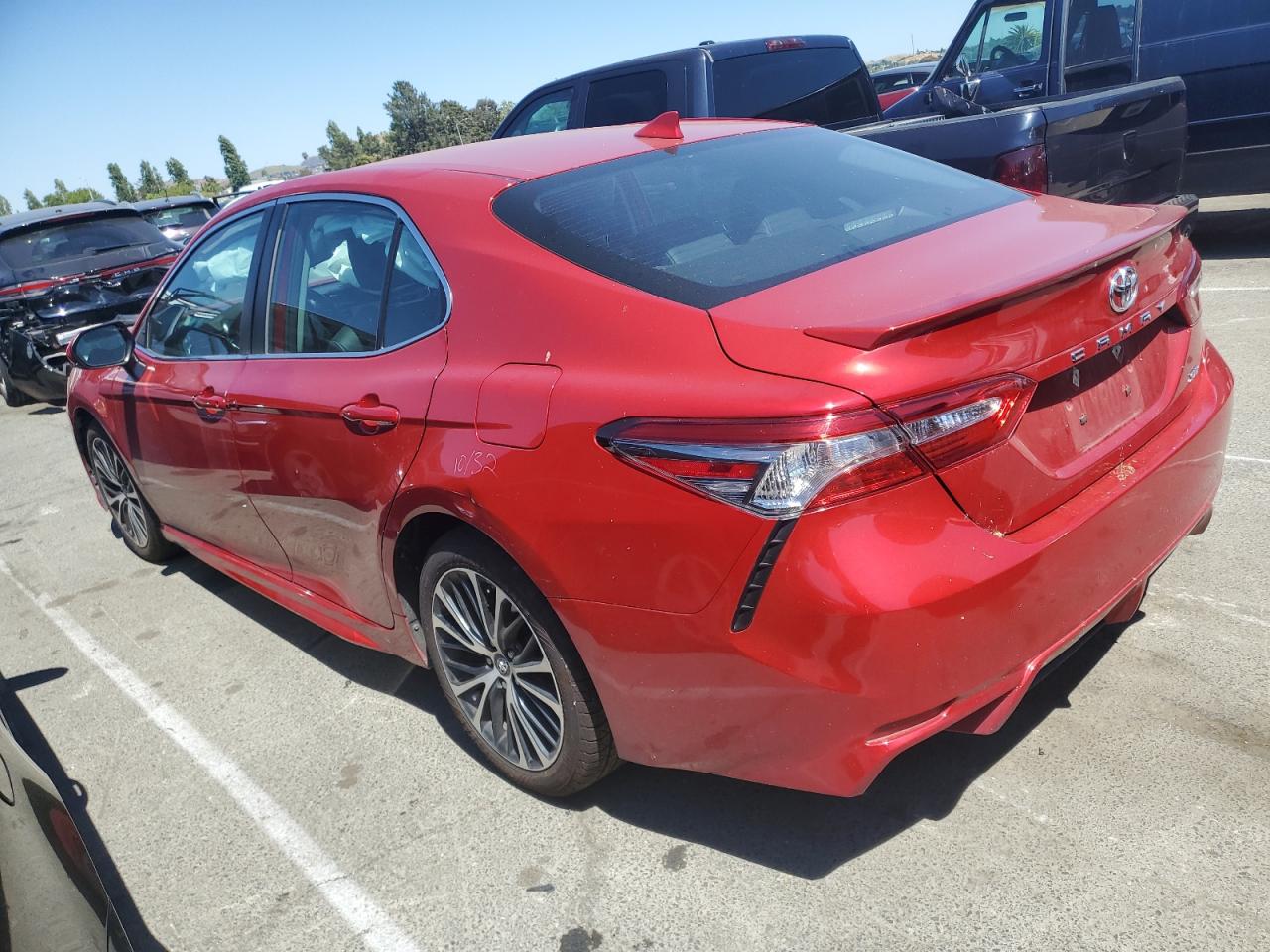 4T1B11HK5KU298215 2019 Toyota Camry L