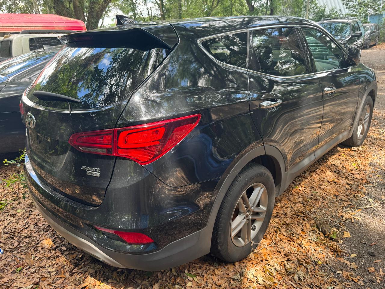 5NMXTDLB5HH022705 2017 Hyundai Santa Fe S