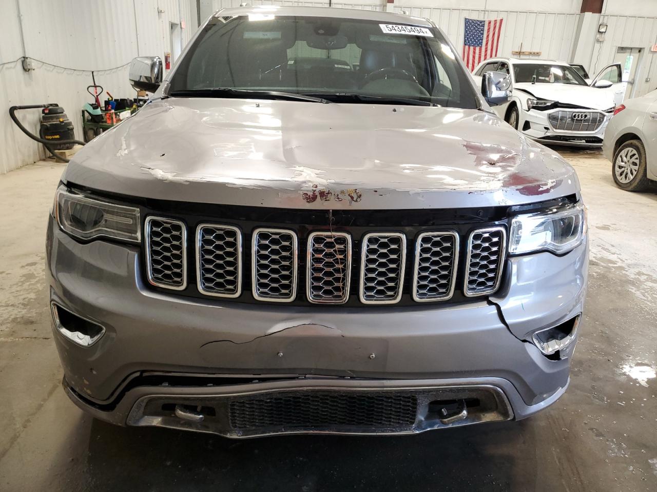 1C4RJFCG6JC409670 2018 Jeep Grand Cherokee Overland