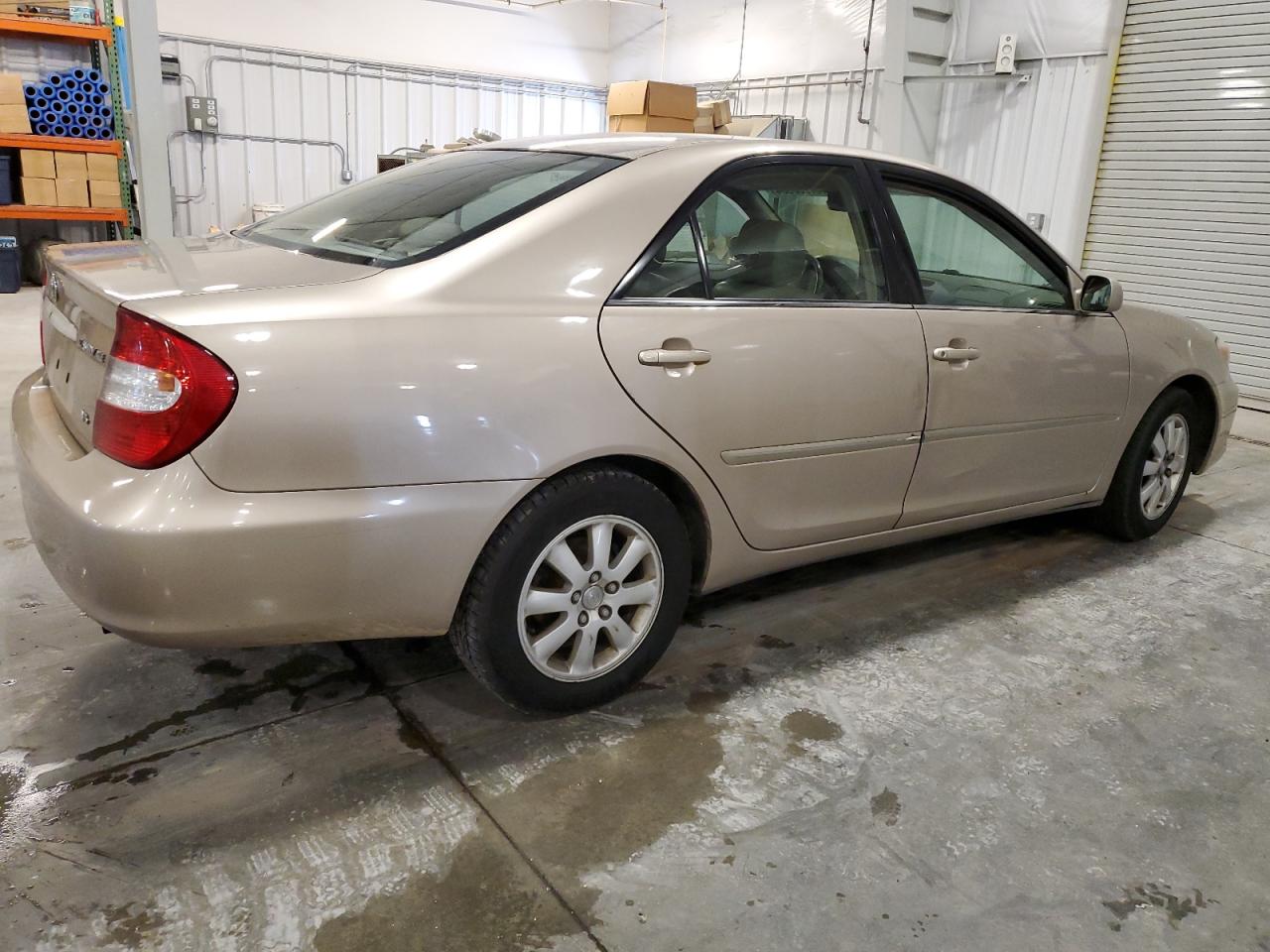 4T1BF30K43U037880 2003 Toyota Camry Le