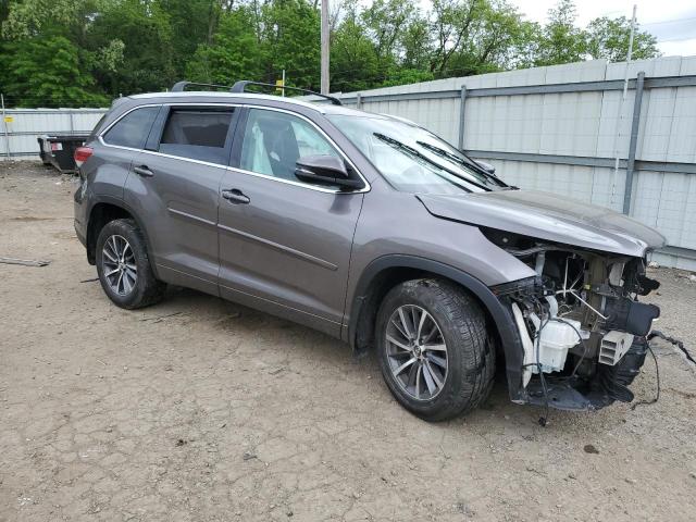 2018 Toyota Highlander Se VIN: 5TDJZRFH9JS887530 Lot: 54760884