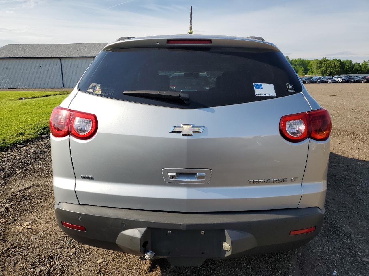 1GNKVJED6BJ399304 2011 Chevrolet Traverse Lt