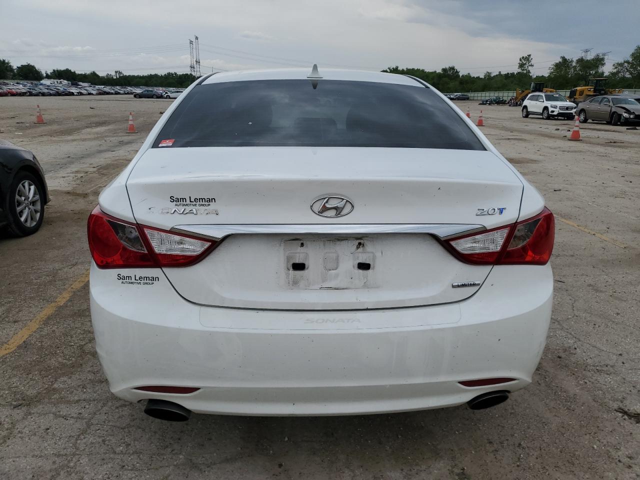 5NPEC4AB0BH273675 2011 Hyundai Sonata Se