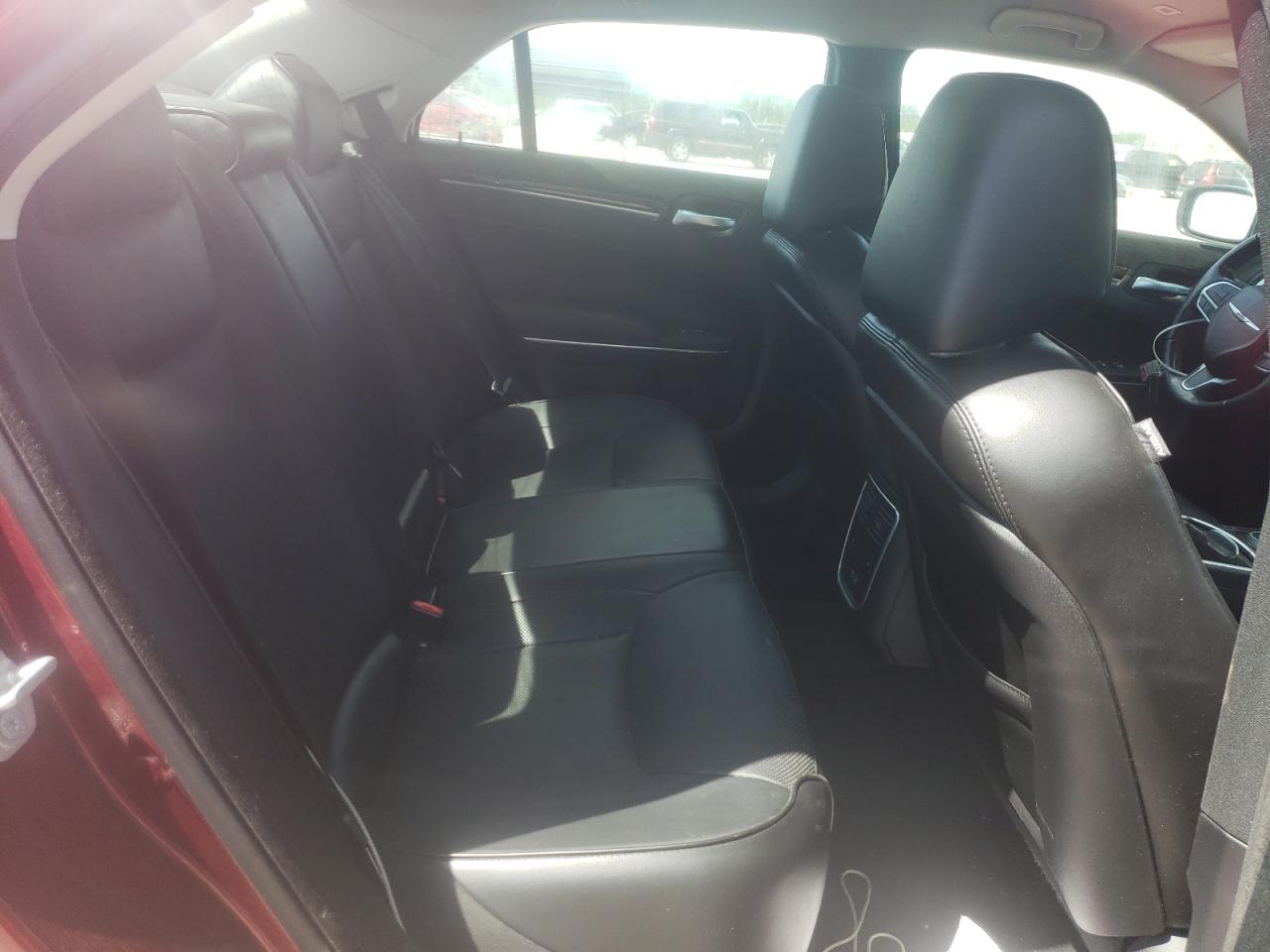 2C3CCAEG9JH136922 2018 Chrysler 300 Limited