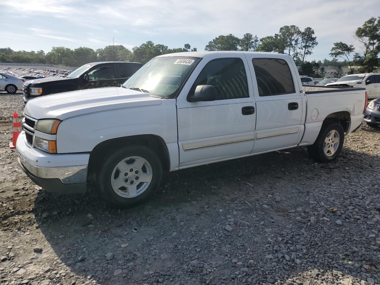 2GCEC13V071122883 2007 Chevrolet Silverado C1500 Classic Crew Cab