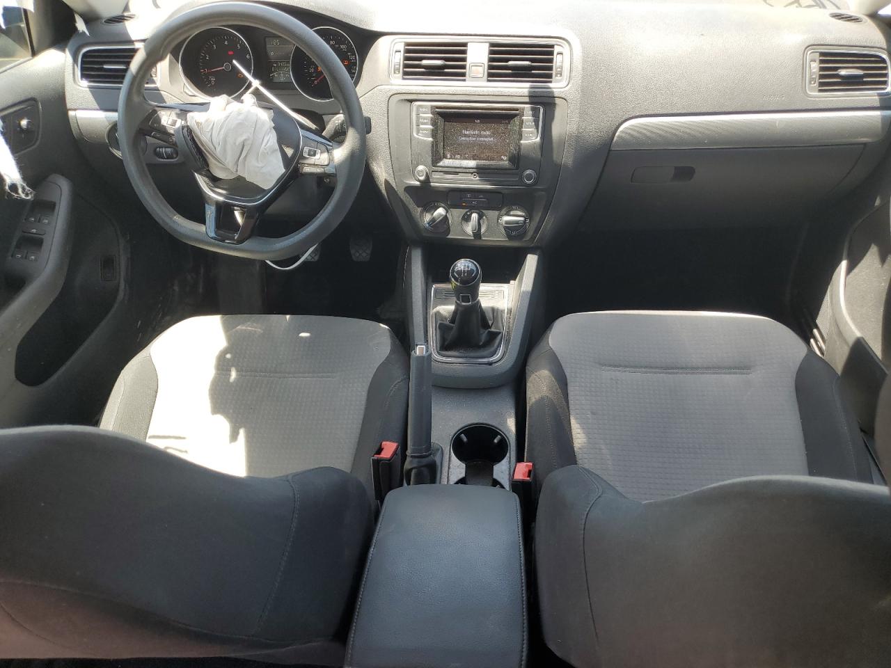 3VW167AJ7HM387395 2017 Volkswagen Jetta S