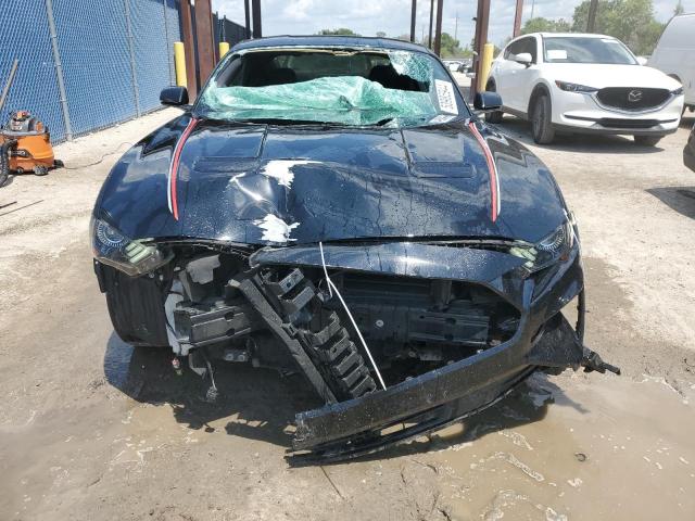 2018 Ford Mustang VIN: 1FA6P8TH1J5118736 Lot: 53985944