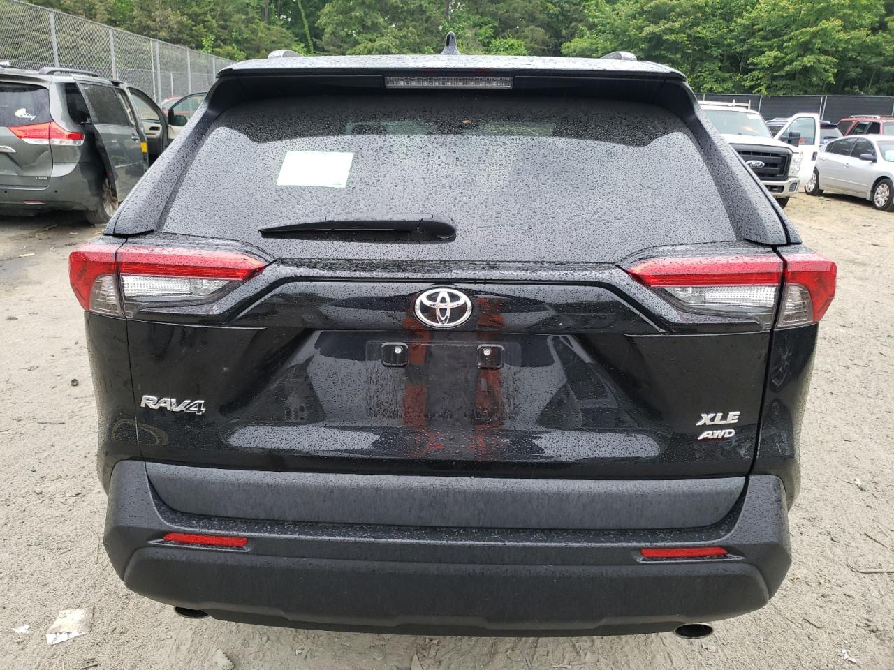 2T3A1RFV9MC162883 2021 Toyota Rav4 Xle Premium