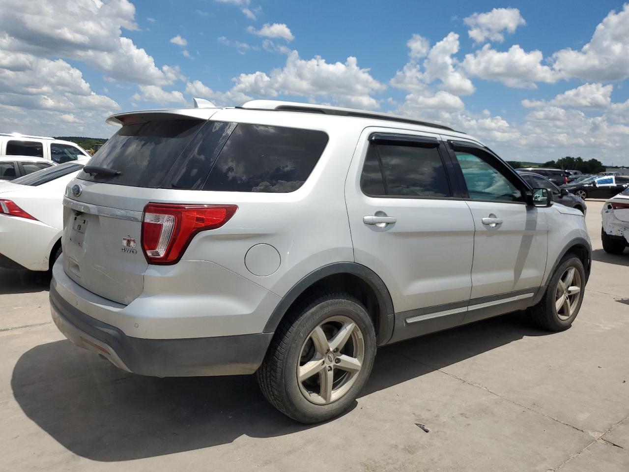 1FM5K8D85GGB66963 2016 Ford Explorer Xlt