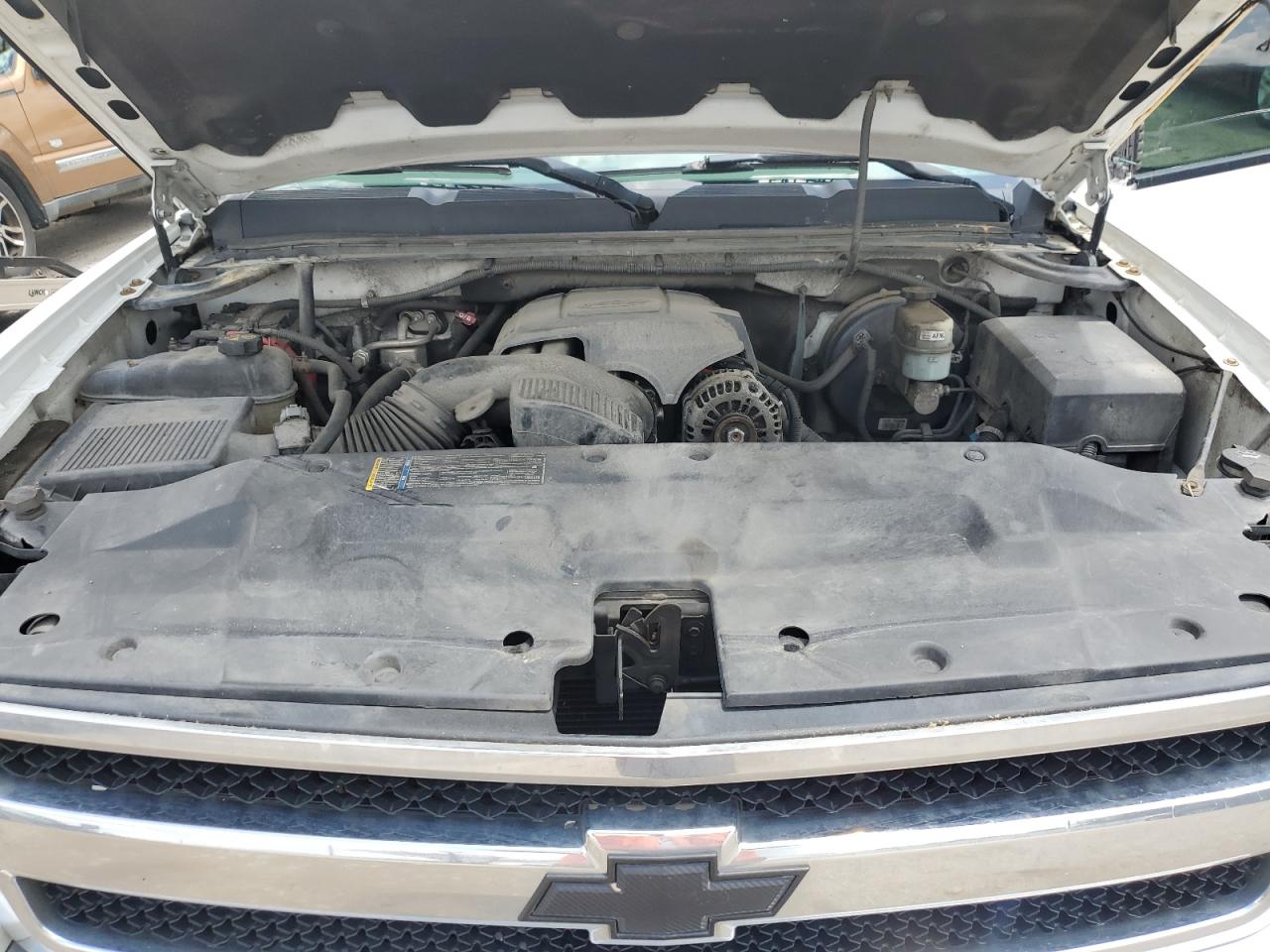 1GCRKREA4BZ245583 2011 Chevrolet Silverado K1500 Ls