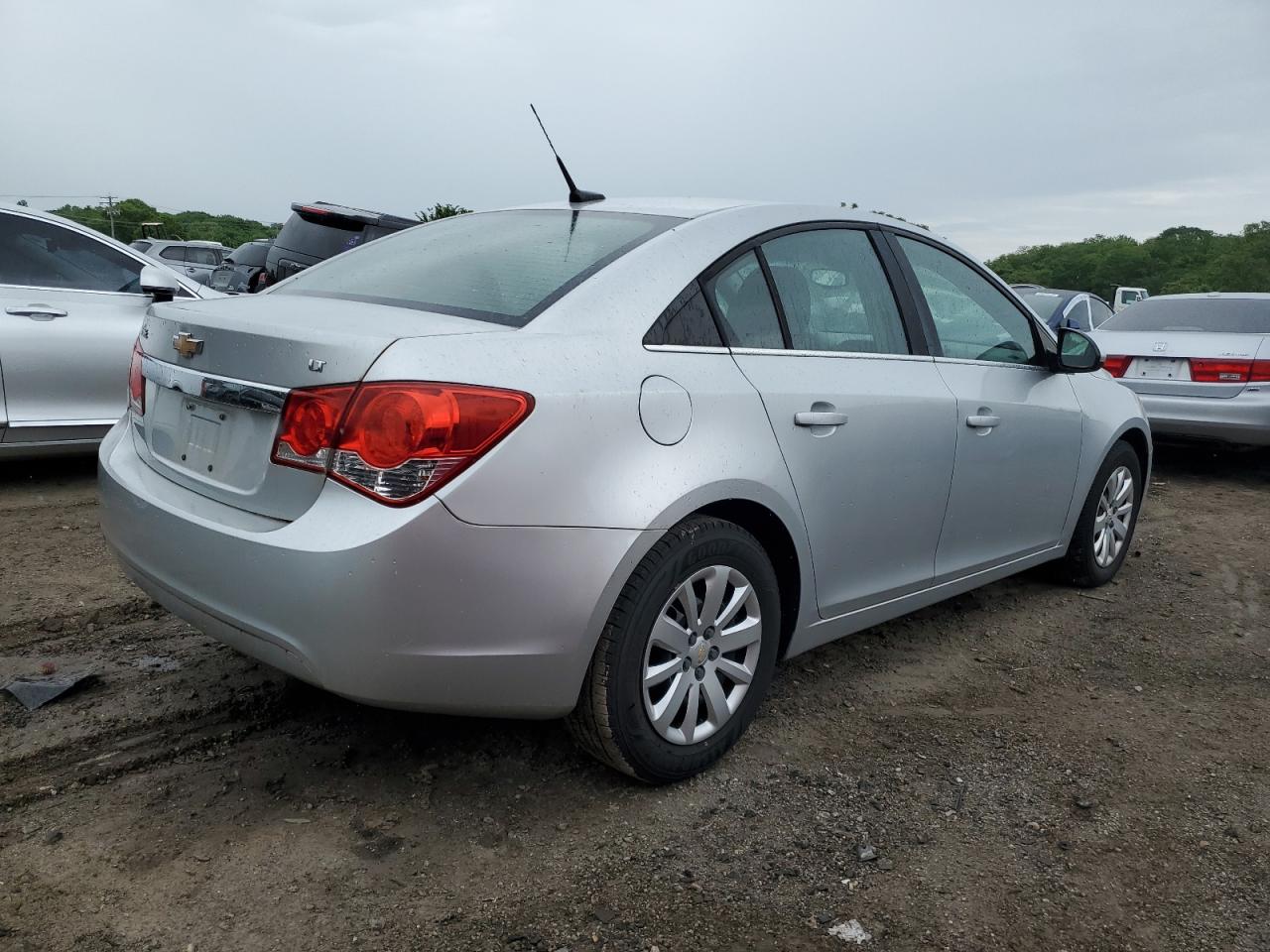 1G1PF5S96B7283089 2011 Chevrolet Cruze Lt