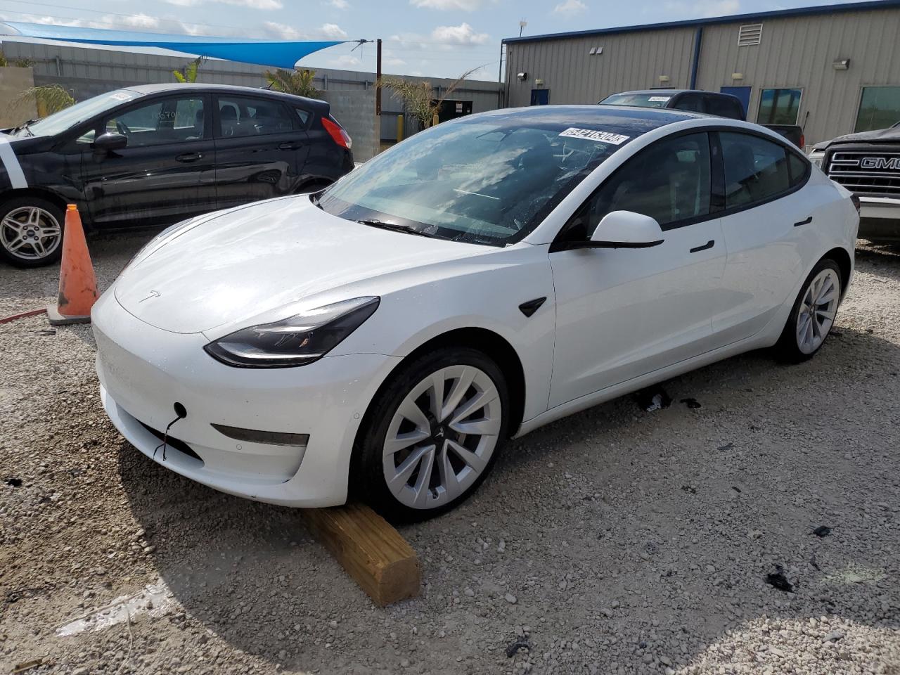 5YJ3E1EA5NF285938 2022 Tesla Model 3