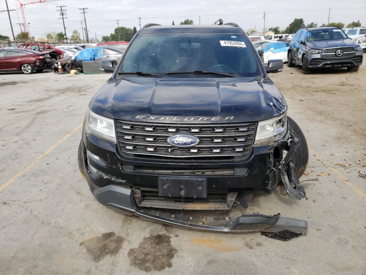 1FM5K7DH8HGE38305 2017 Ford Explorer Xlt