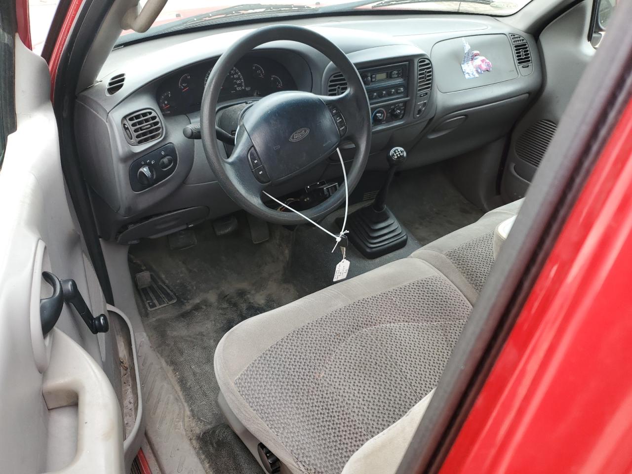 1FTRX17W9YNB96182 2000 Ford F150