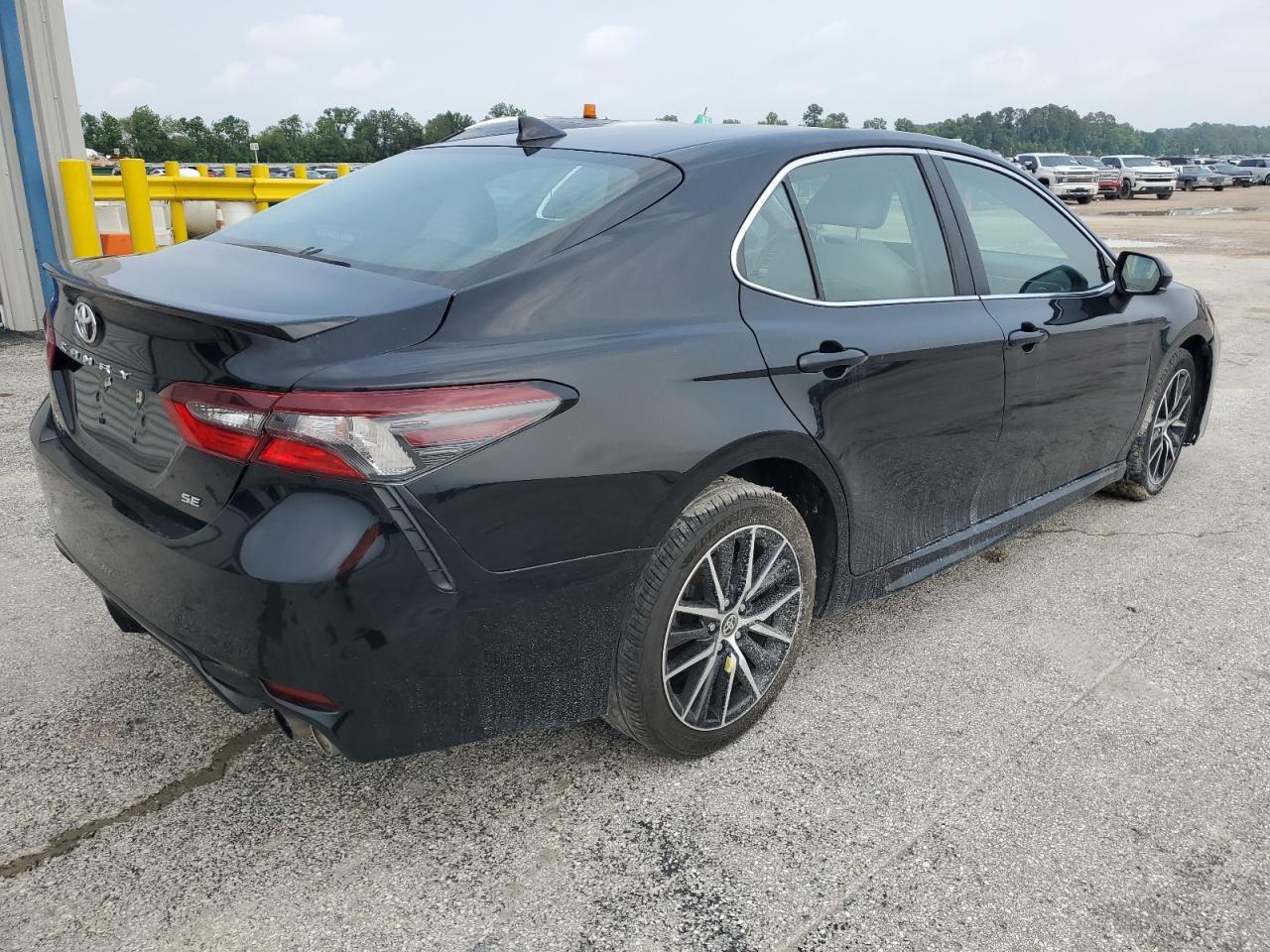 4T1G11AK7MU431186 2021 Toyota Camry Se