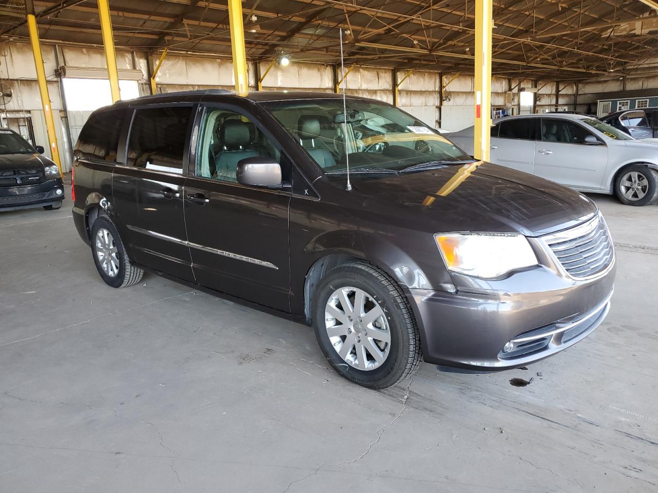 2015 Chrysler Town & Country Touring vin: 2C4RC1BG3FR673040