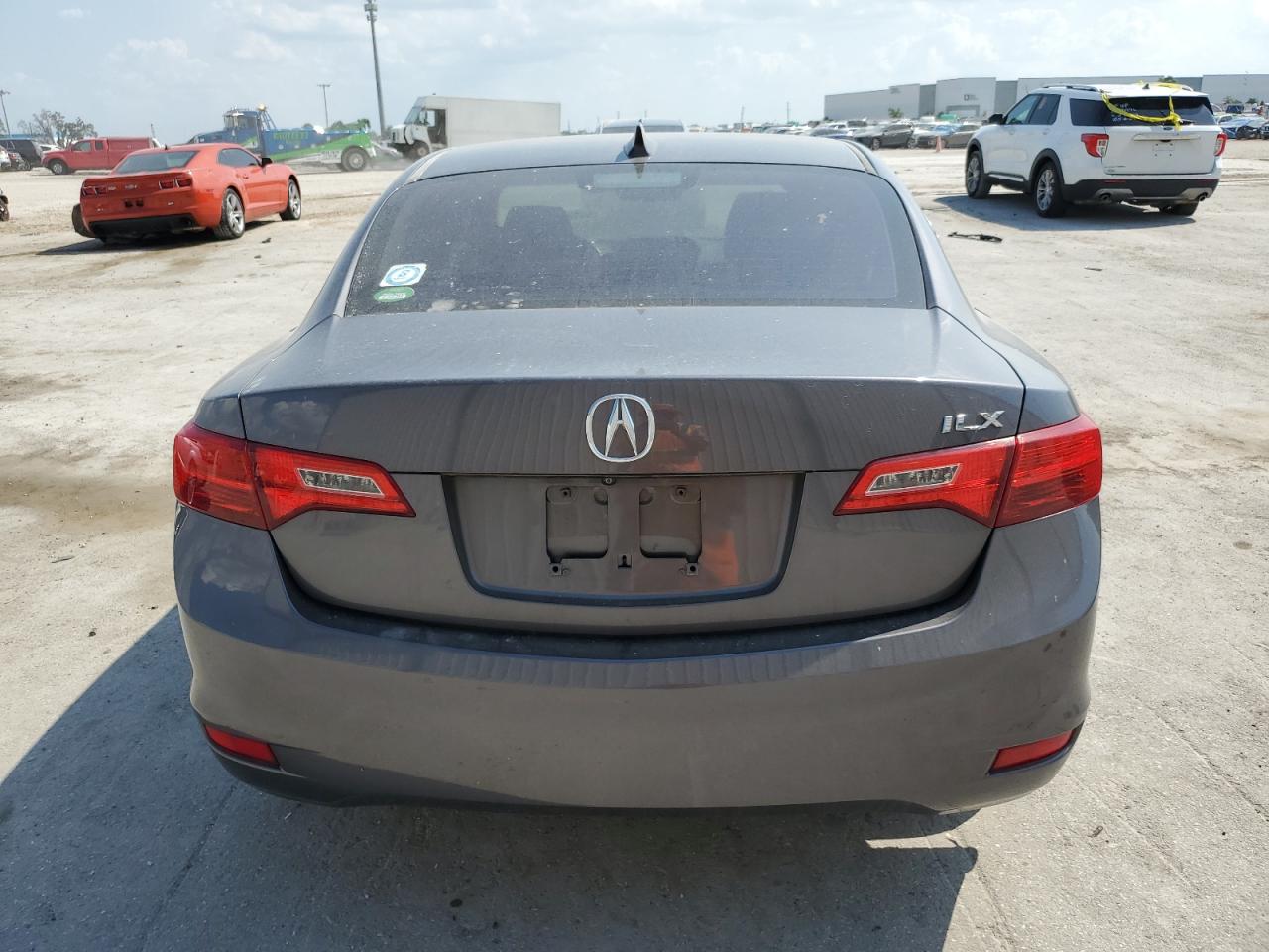 19VDE2E54FE000465 2015 Acura Ilx 24 Premium