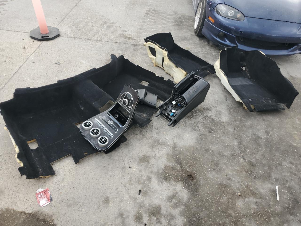 55SWF4JB1HU232523 2017 Mercedes-Benz C 300