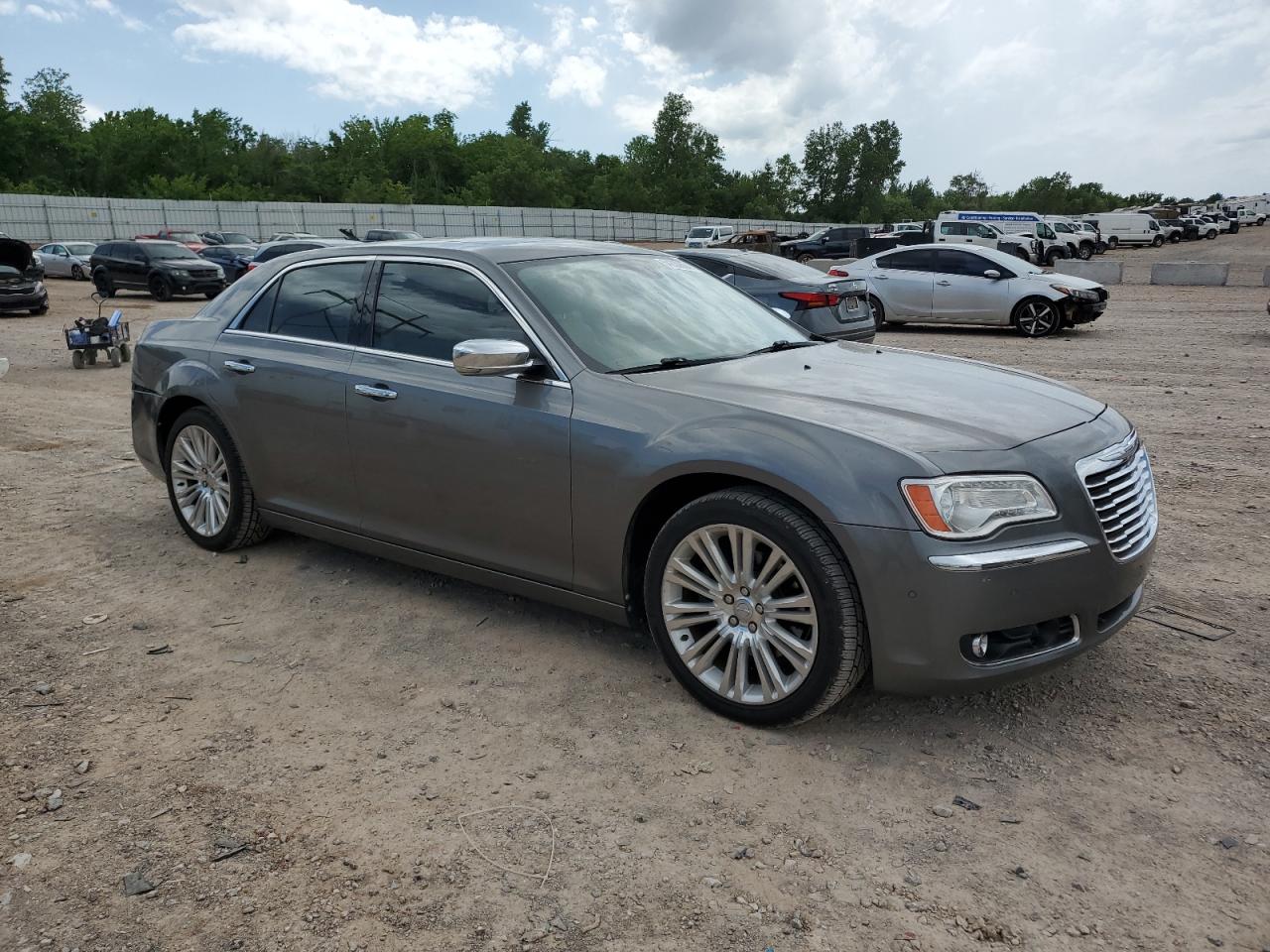 2C3CA6CT9BH516816 2011 Chrysler 300C