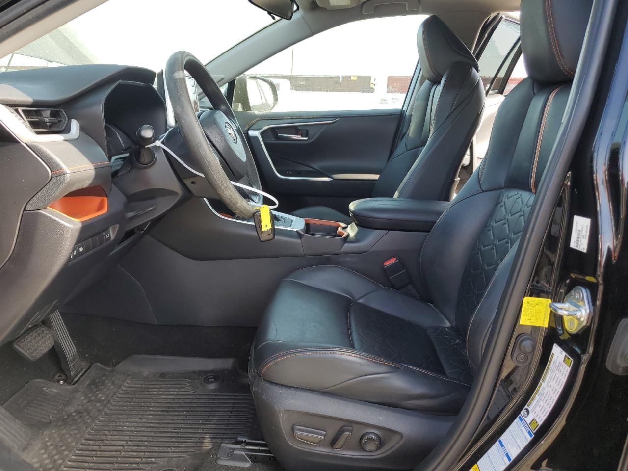 2T3J1RFVXKW008677 2019 Toyota Rav4 Adventure