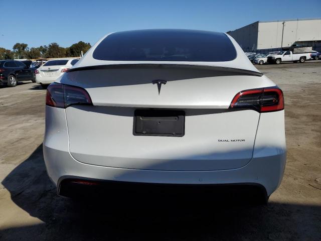 2022 Tesla Model Y VIN: 7SAYGDEE2NF368010 Lot: 54095524