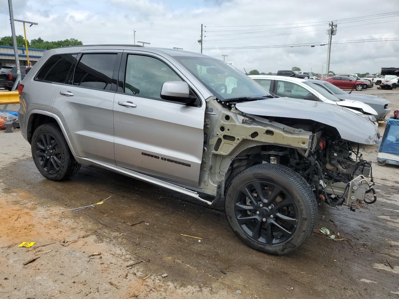 1C4RJFAG1JC367072 2018 Jeep Grand Cherokee Laredo