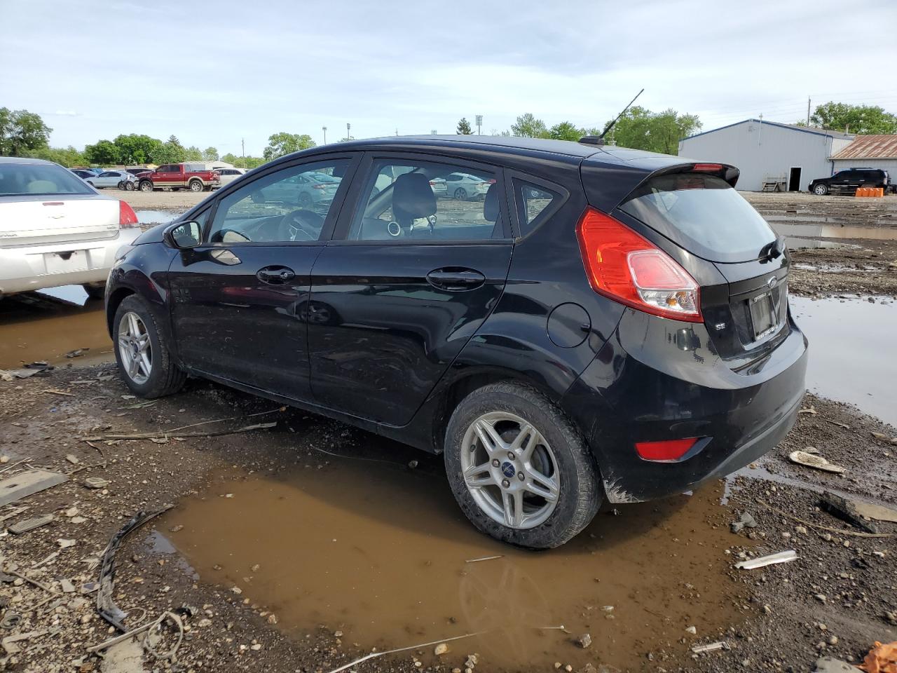 3FADP4EJ1HM157461 2017 Ford Fiesta Se