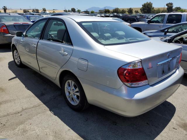 2005 Toyota Camry Le VIN: 4T1BF30K15U608177 Lot: 55405564