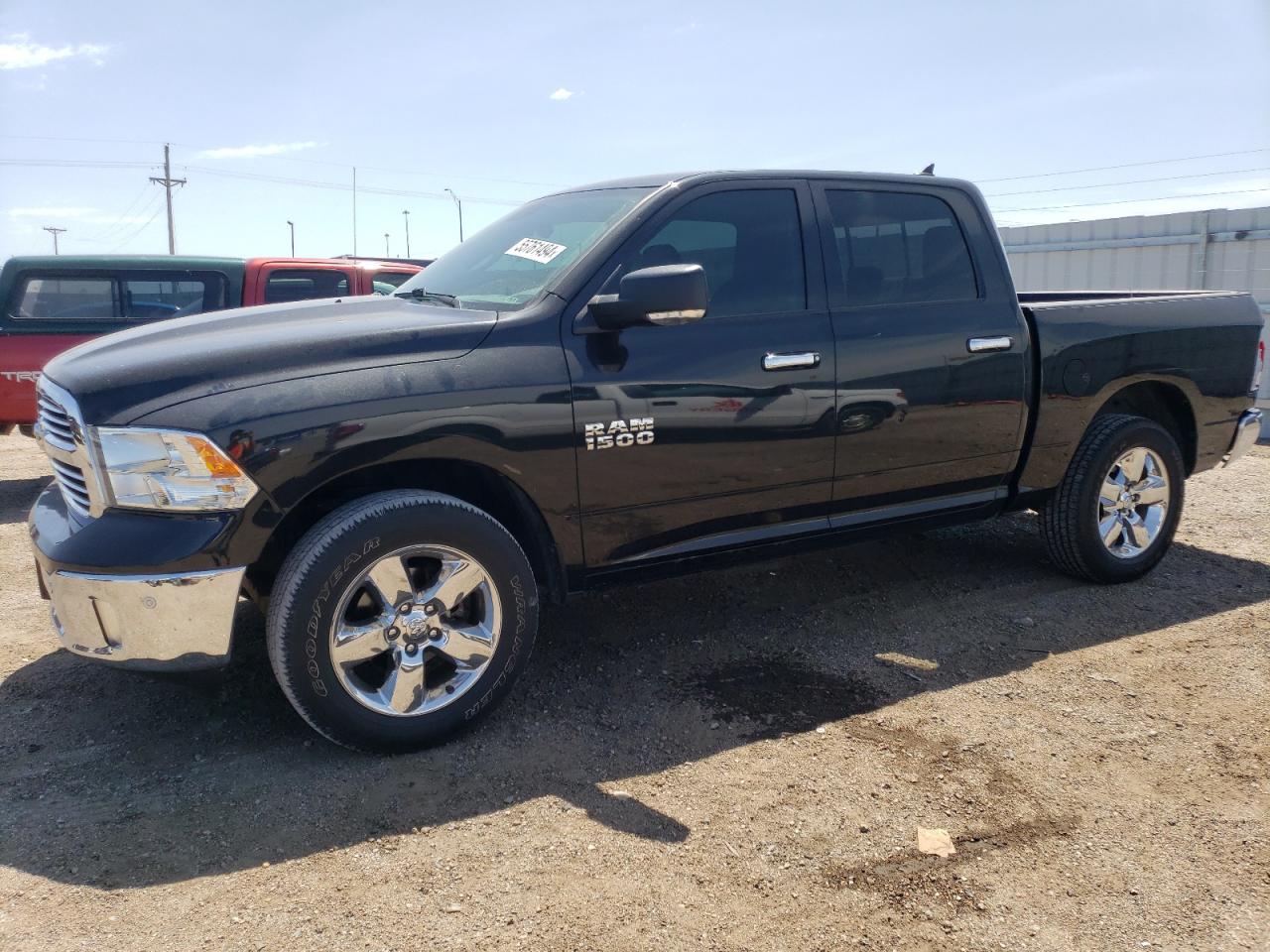 1C6RR7LG9JS224119 2018 Ram 1500 Slt