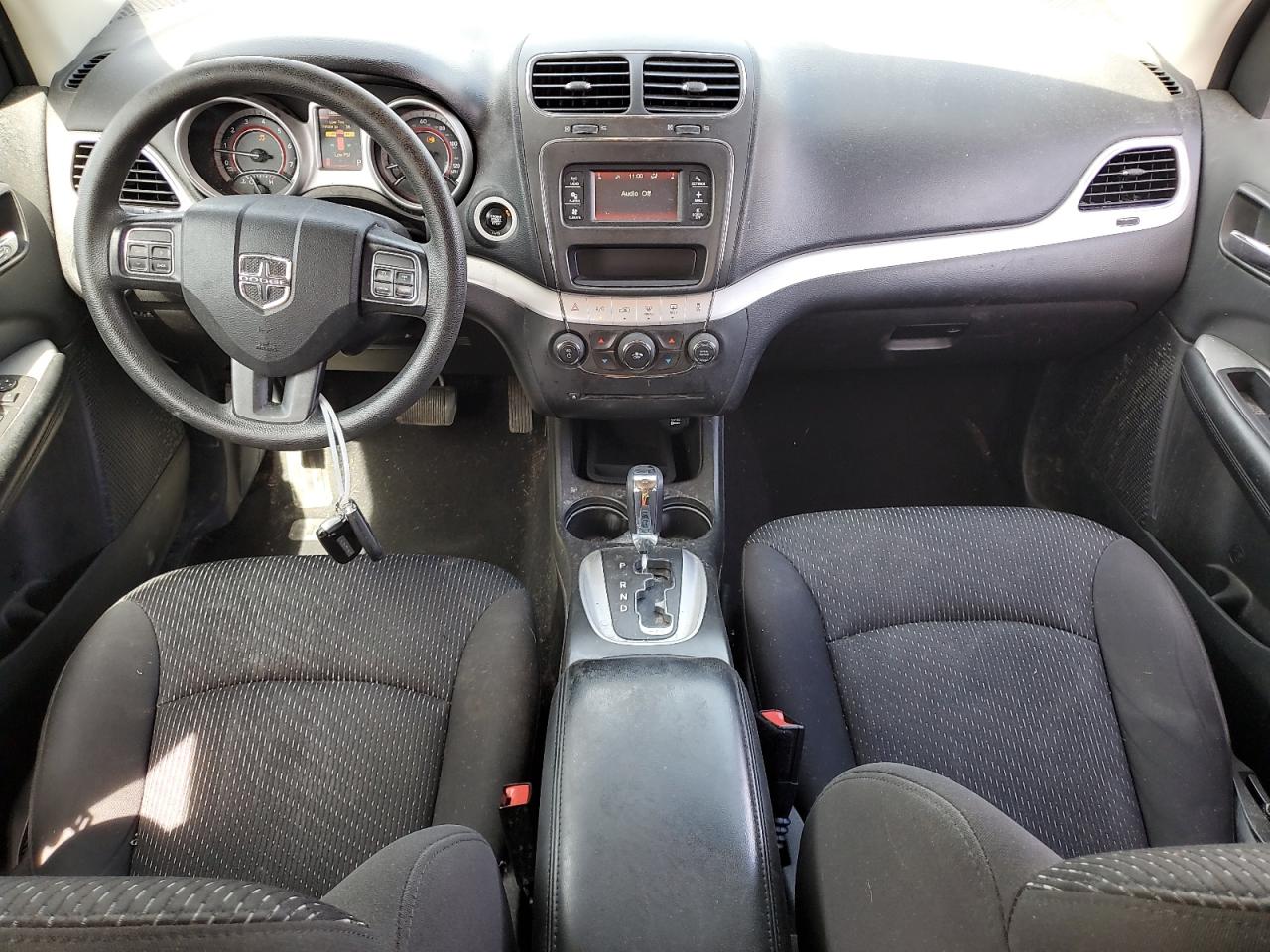 3C4PDCAB8JT353028 2018 Dodge Journey Se