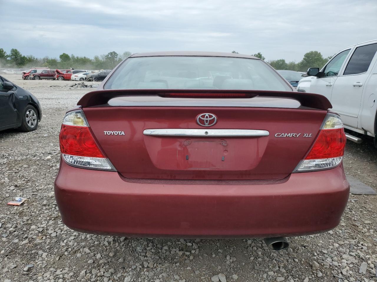 4T1BE32K05U013451 2005 Toyota Camry Le