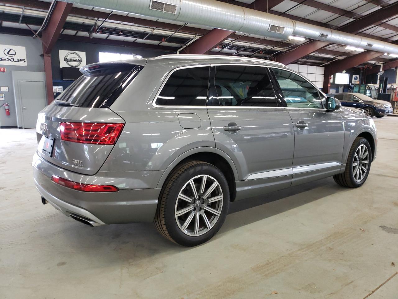 WA1VAAF78HD033730 2017 Audi Q7 Prestige