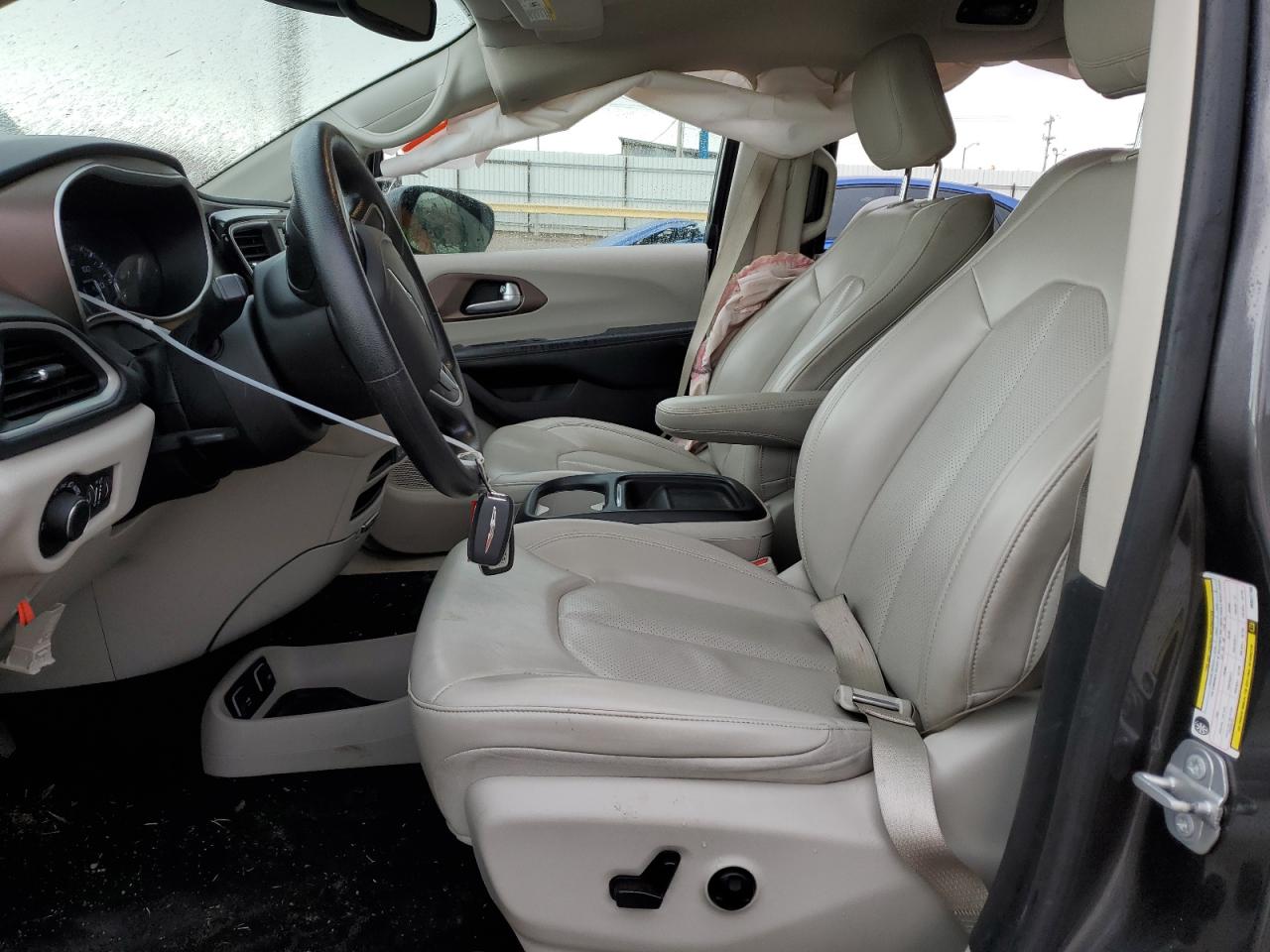 2C4RC1DG6MR527760 2021 Chrysler Voyager Lxi