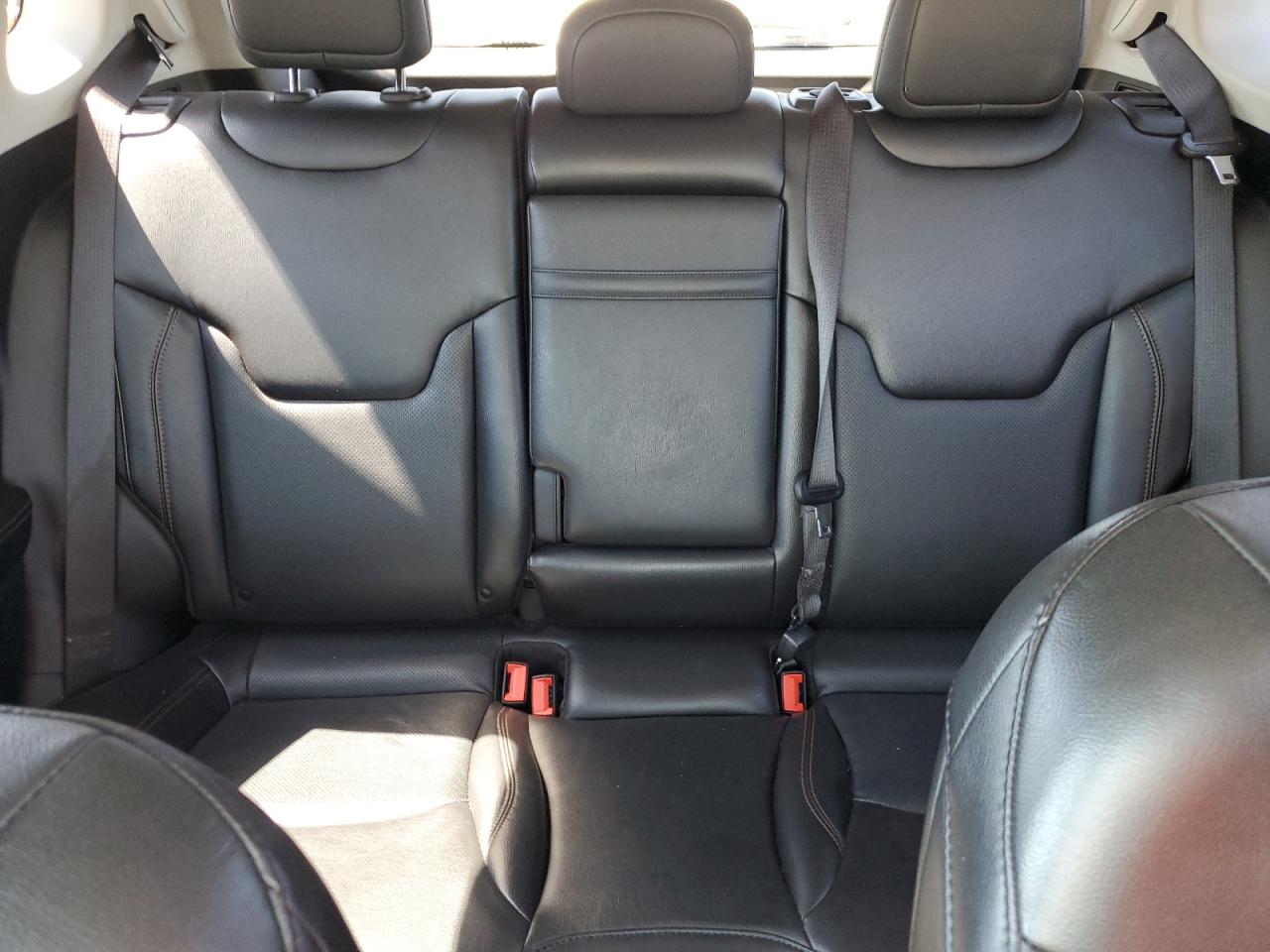 3C4NJDCB0KT827123 2019 Jeep Compass Limited