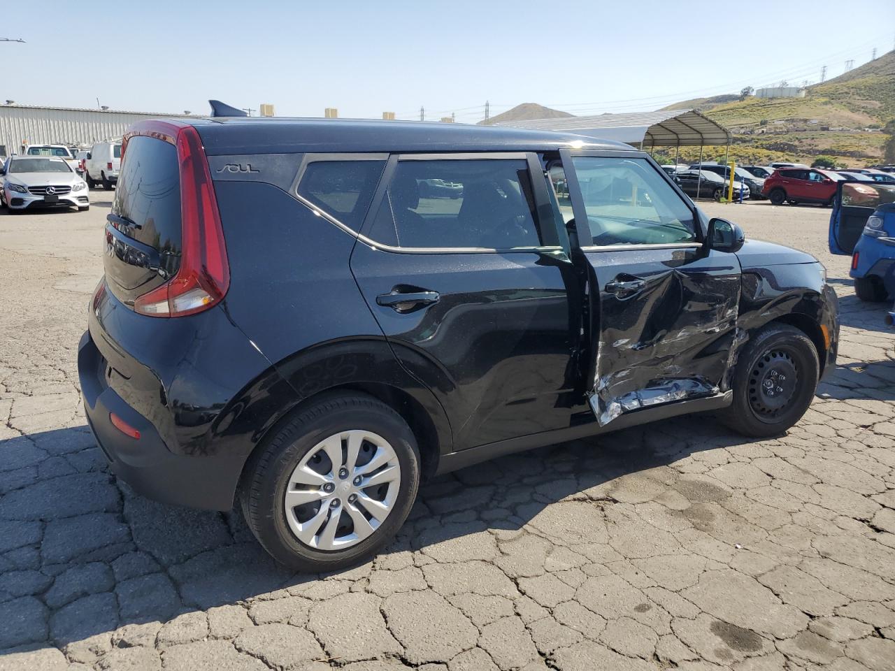 2022 Kia Soul Lx vin: KNDJ23AUXN7172682