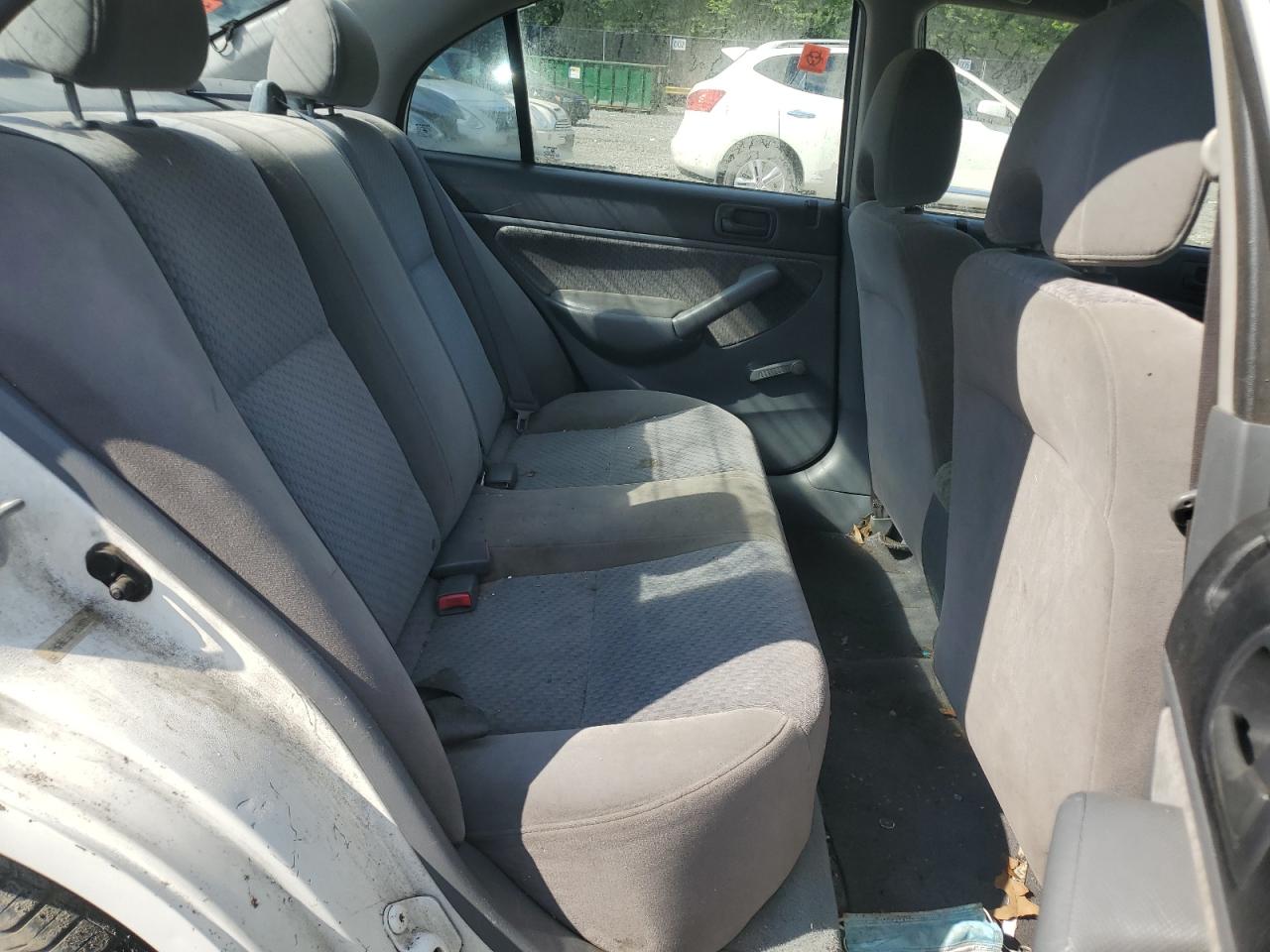 2HGES16374H587050 2004 Honda Civic Dx Vp