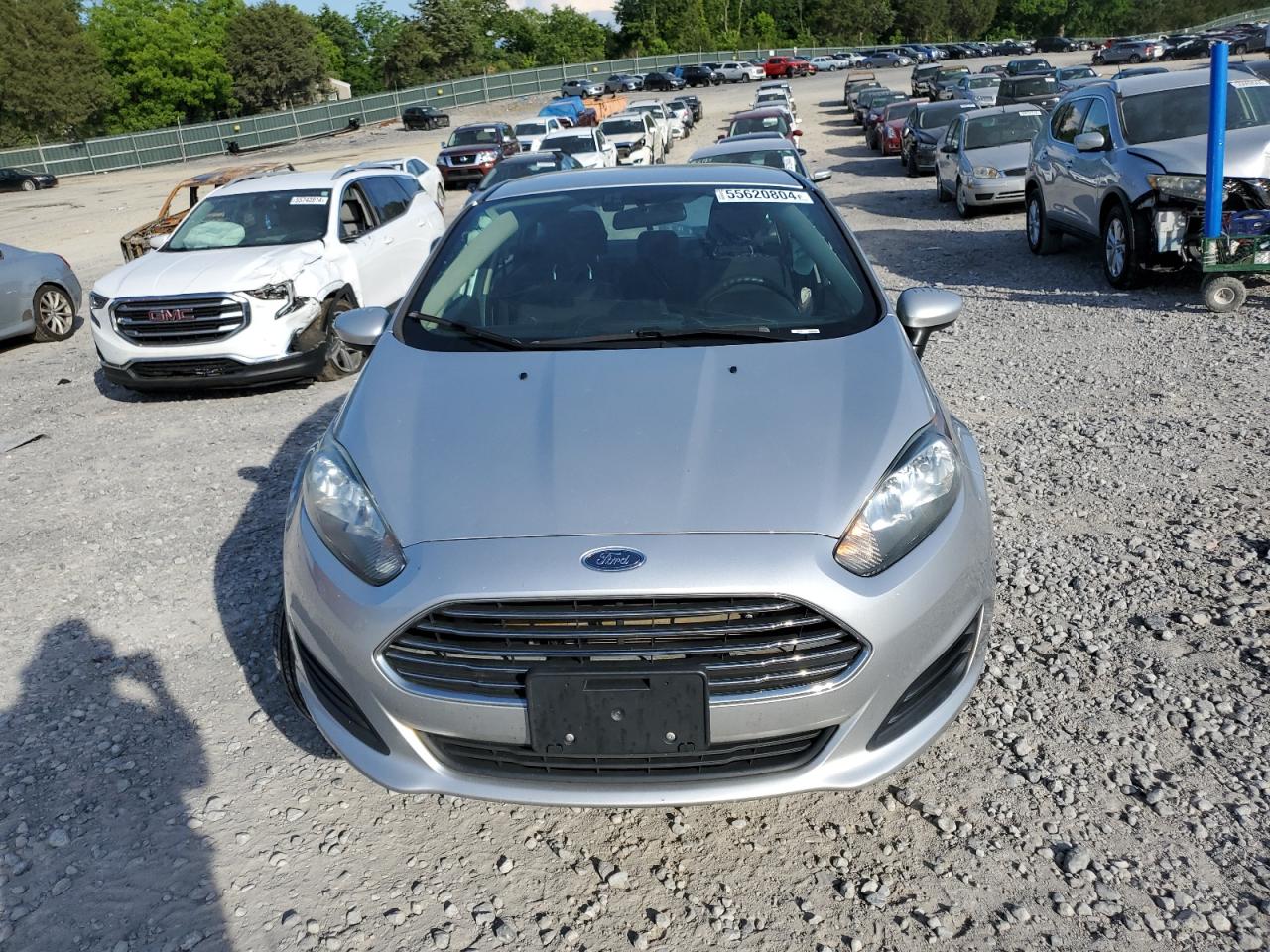 3FADP4BJ2JM111244 2018 Ford Fiesta Se